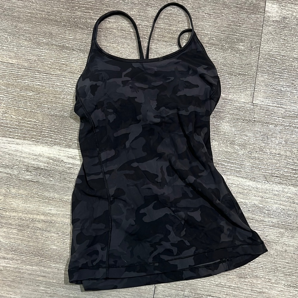 Lululemon workout tank